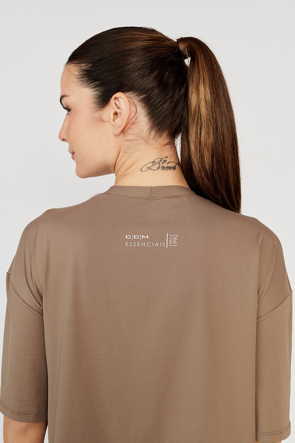 Camiseta Manga Curta Pequi CASTANHO